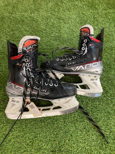 Senior Bauer Vapor 3X Hockey Skates 7 (Used)