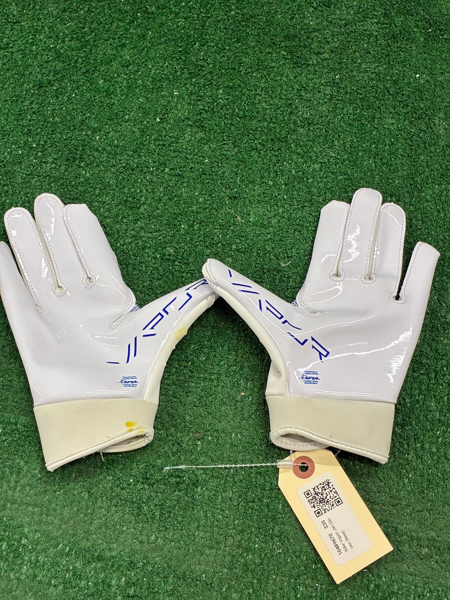 Nike Supreme Vapor Jet football gloves | SidelineSwap | Buy and