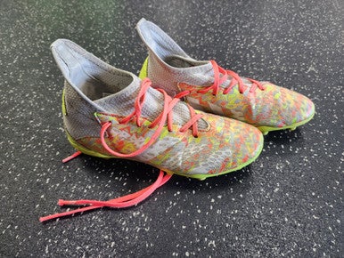 Used Adidas Soccer Cleats Grey Junior 03 11849-S000029837