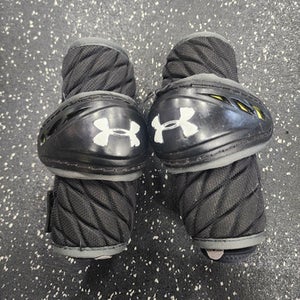 Used Under Armour NEXGEN Lacrosse Arm Pads/Guards Black SM 11849-S000029975