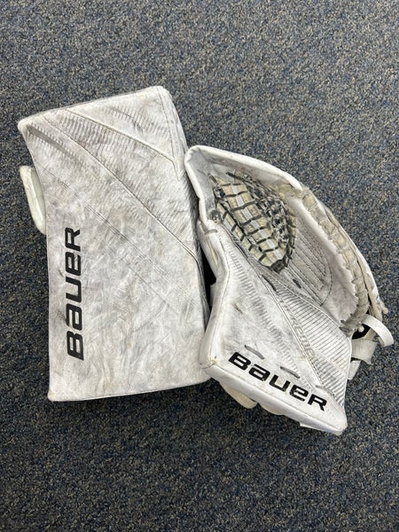 Junior Bauer Supreme S27 Goalie Gloves & Blockers Regular (Used)