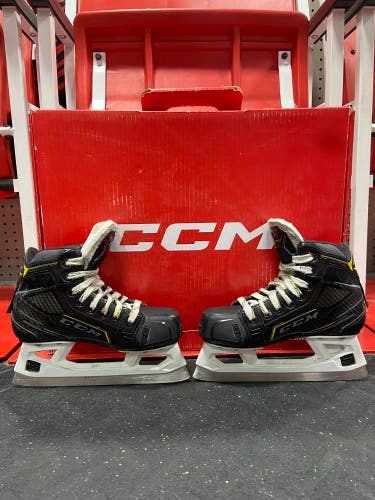 Used CCM Super Tacks 9370 Size 1 D Goalie Skates