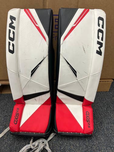 26" Junior CCM Axis 2.5 Goalie Leg Pads (Used)