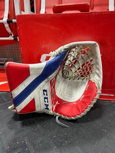 Used CCM Axis 1.5 Regular JR Trapper