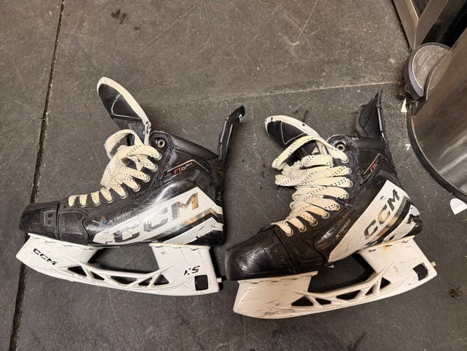 CCM ft6 pro custom skates