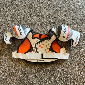 Youth Medium Easton Mako Shoulder Pads (Used)
