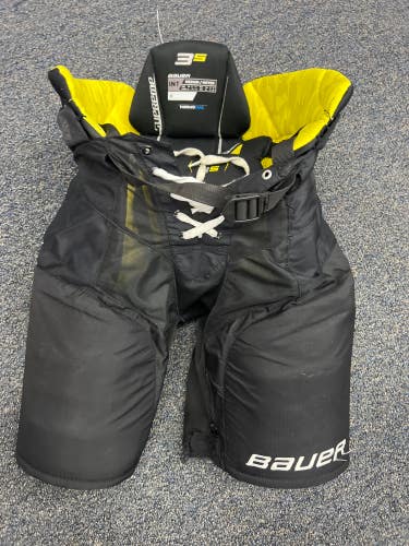 Intermediate Medium Bauer Supreme 3S Hockey Pants (Used)