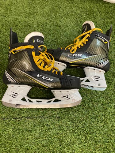 Senior CCM Tacks 9060 Hockey Skates Regular Width 10.5 (Used)