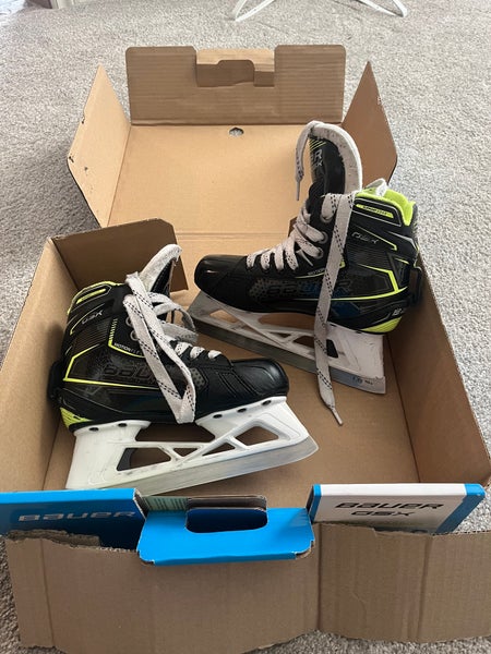 Bauer GSX Hockey Goalie Skates With  *Extra Set Of Steel*