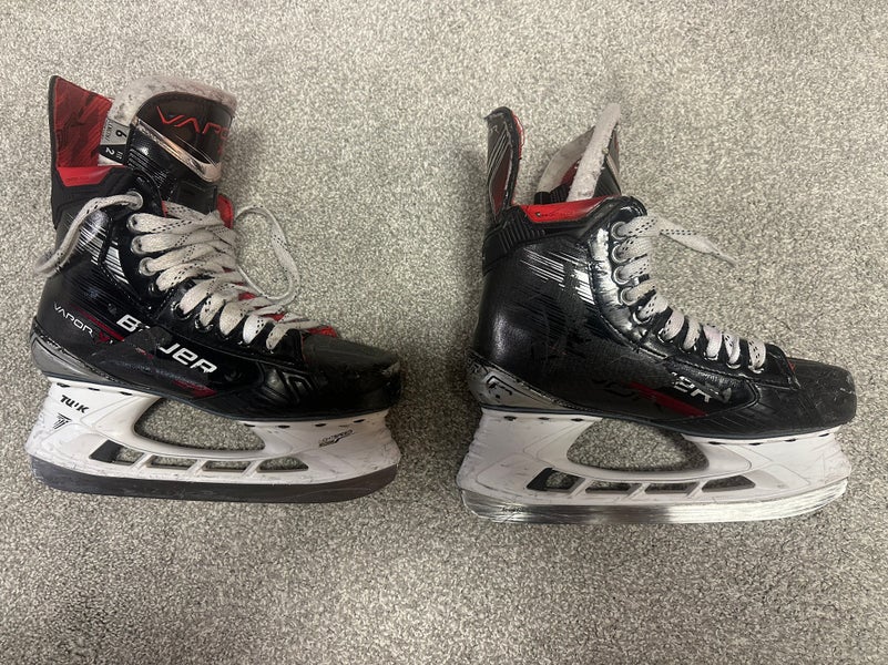 Bauer Vapor 4 Hockey Skates 6 (Used)