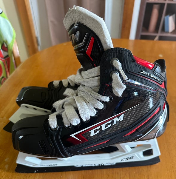 CCM Jetspeed FT2 goalie skates + extra blades