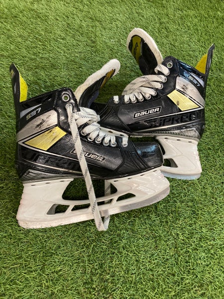Senior Bauer Supreme S37 Hockey Skates Regular Width Size 6 (Used)