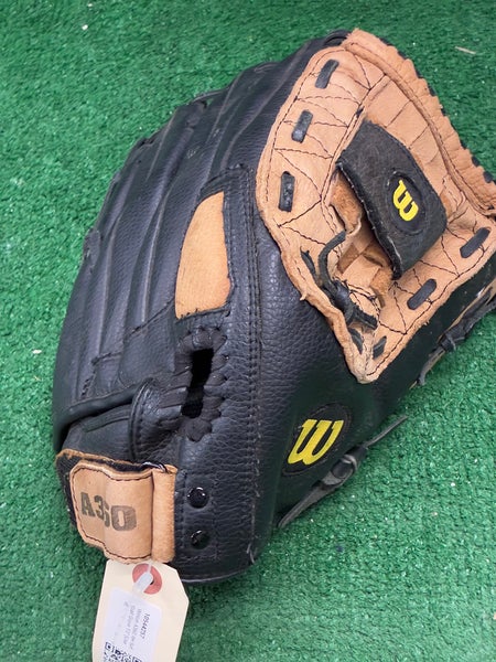 Wilson A360 RH Softball Glove 13" (Used)