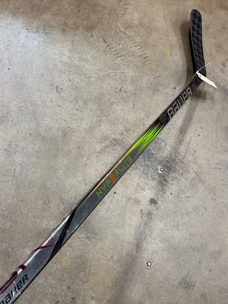 Intermediate Bauer Vapor Hyperlite2 Hockey Stick Left Hand (62")