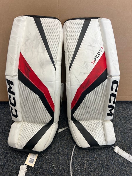 26" Youth CCM YTFLEX 3 Goalie Leg Pads