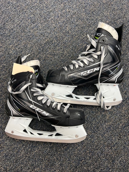 Senior CCM 65K Hockey Skates | Size 8.5