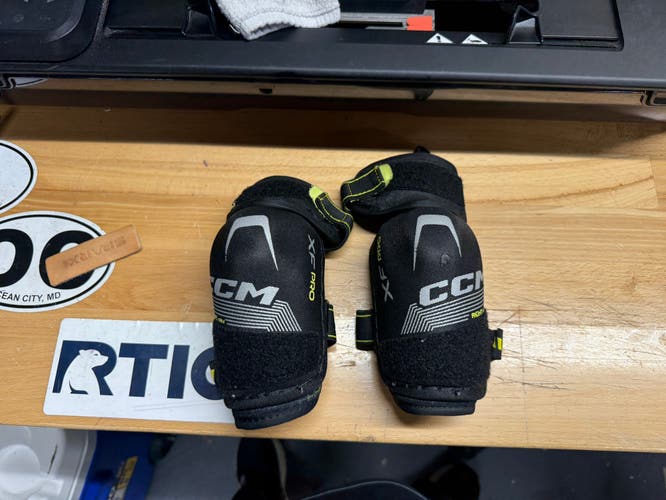 Large Youth CCM Tacks xf pro Elbow Pads (Used)