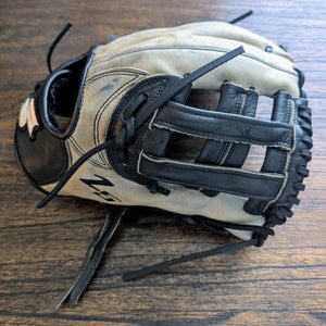 SSK RH Z5 - New Laces - Baseball Glove 11.75" (Used)