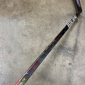 NEW Intermediate Bauer Vapor Hyperlite Hockey Stick Left Hand P88 (62")