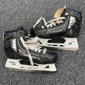 True True SVH Pro Two Piece Hockey Goalie Skates | Size 5