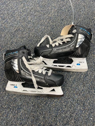 True True SVH Pro Two Piece Hockey Goalie Skates | Size 5