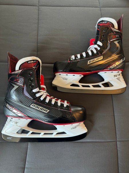 Bauer Vapor 2X Hockey Skates Regular Width  9.5 (New)