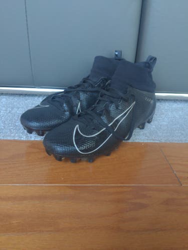 Nike Vapor Untouchable Pro 3 Black/white sz 10 Football Cleats
