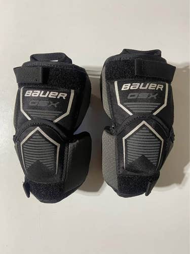 BAUER GSX GOALIE KNEE GUARDS - YOUTH