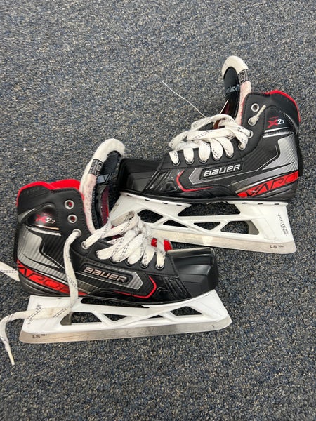 Senior Bauer Vapor X2.7 Hockey Goalie Skates Regular Width 8 (Used)