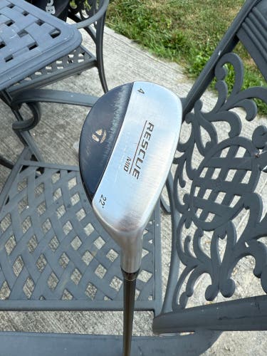Men's TaylorMade Rescue Right Handed Hybrid 4H (Used)