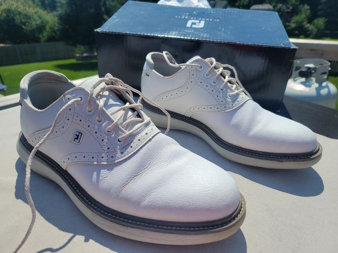 Men's Size M 8.0 (W 9.0) Footjoy Golf Shoes (Used)