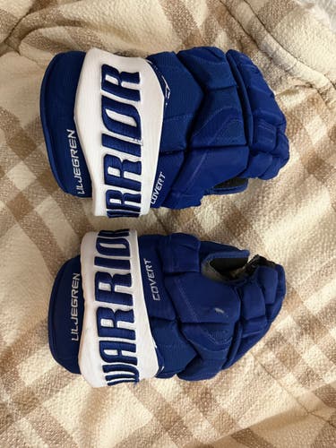 Warrior Covert QRE Pro Gloves 14" Pro Stock (Used) Toronto Leafs liljegren