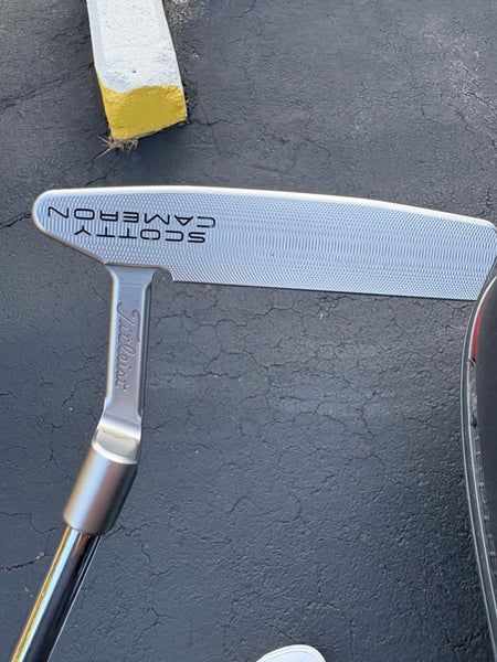 Scotty Cameron Scotty Cameron Select Newport 2 Right Handed Putter 33" (Used)