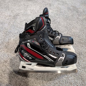 CCM Extreme Flex 6 Hockey Goalie Skates Extra Wide Width 7.5 (Used)