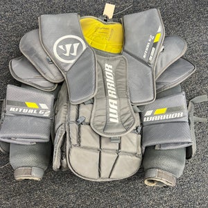 Senior Medium Warrior Ritual G2 Goalie Chest Protector (Used)