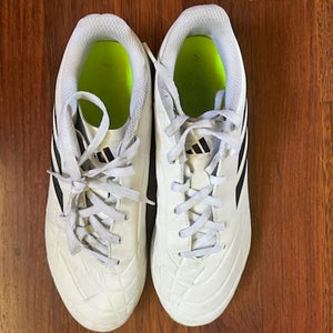 White Men's Size M 7.5 (W 8.5) Adidas Adidas Copa Pure.3 TF Turf Soccer Cleats Indoor Cleats (Used)