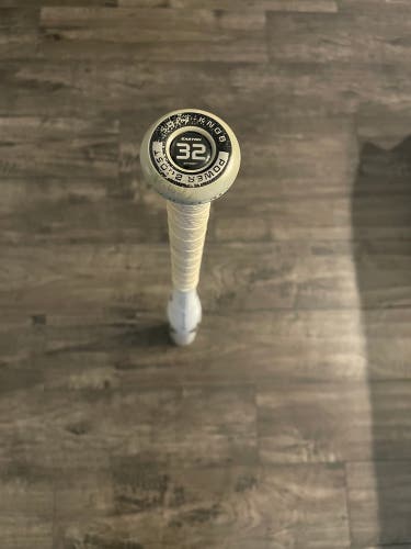 Easton Ghost Unlimited Composite Bat (-10) 22 oz 32" (Used)