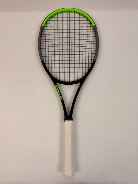Wilson Blade 98 18x20 V7, 4 3/8 Very Good Condition