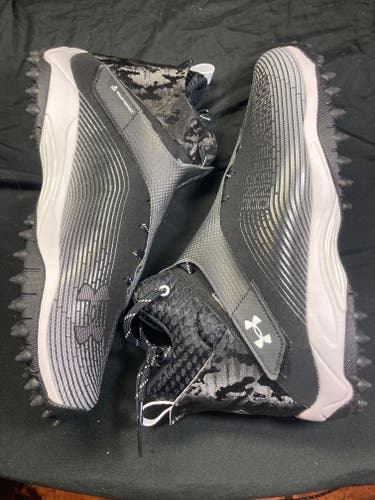 Free Shipping! Men's UA Team Highlight Hammer ATV High Top Turf Cleats (New)