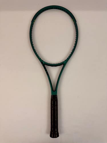 Wilson Blade 98 18x20 V9, 4 3/8 Excellent 9.5/10