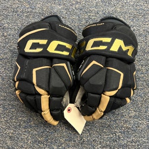 Junior CCM Tacks AS-V Gloves 12" (Used)