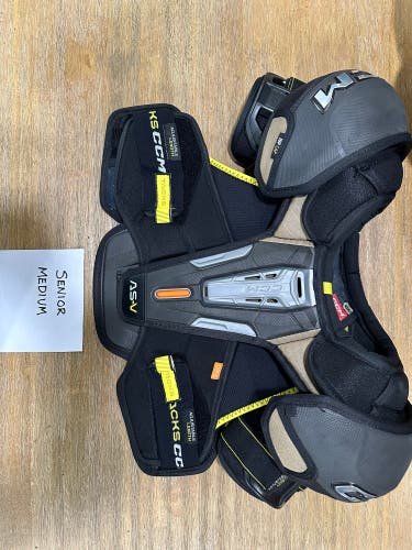 Senior Medium CCM AS-V Shoulder Pads (Used)