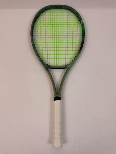 Yonex Percept 100D, 4 3/8 Excellent 9.5/10