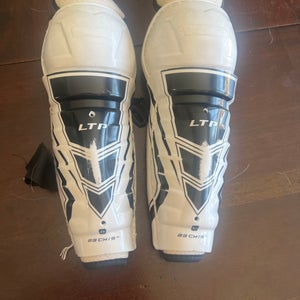 Junior CCM LTP 9" Shin Pads (Used)