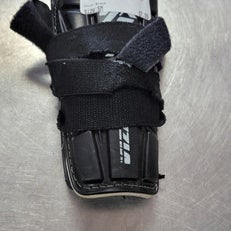 Used Soccer Shin Guards Youth Black SM 11497-S000150650