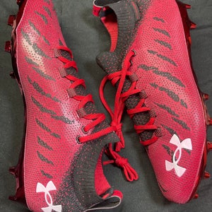 Free Shipping! Men's Under Armour Low Top Team Spotlight MC 20 (New)