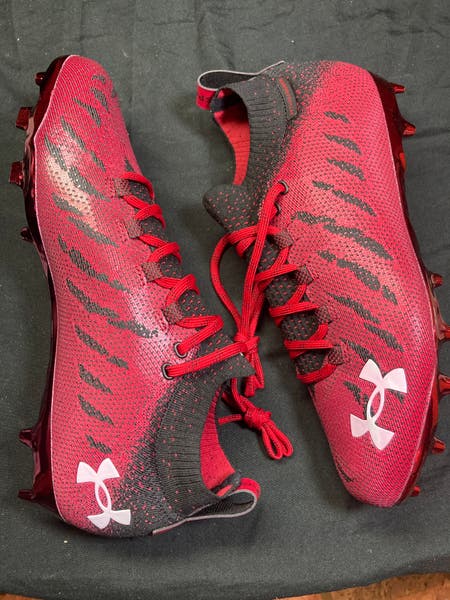 Free Shipping! Men's Under Armour Low Top Team Spotlight MC 20