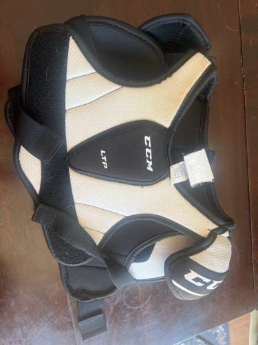 Junior Medium CCM LTP Shoulder Pads (Used)