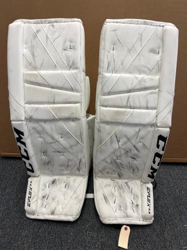 Senior CCM Extreme Flex 5.9 Goalie Leg Pads | 34" + 1