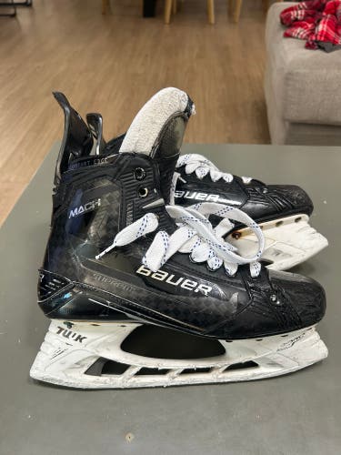 USED Bauer Regular Width Pro Stock 9 Supreme Mach Hockey Skates